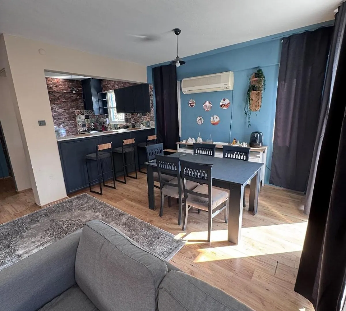 Holiday Home In Stylish And Peaceful Center Kusadası Villa